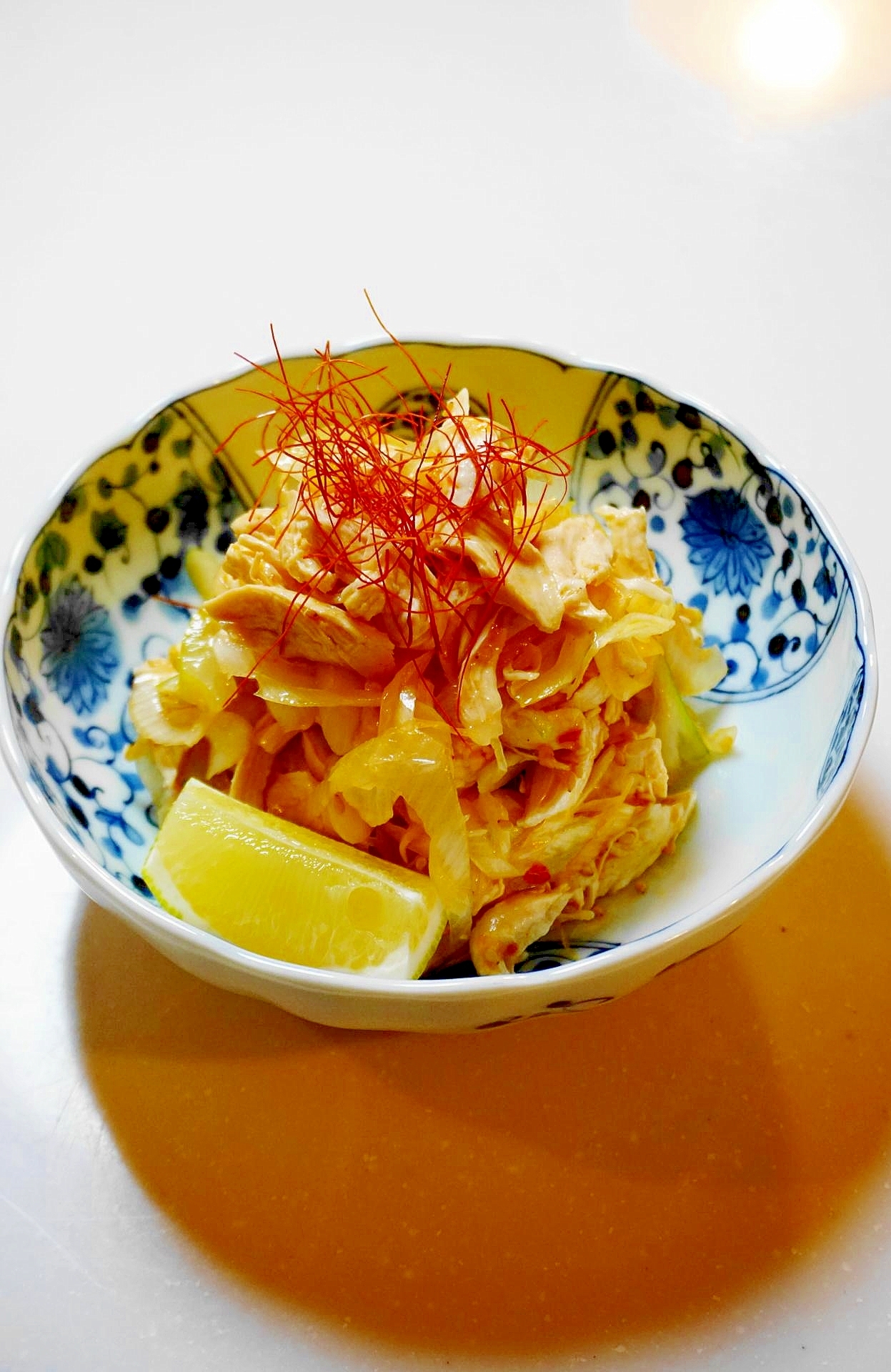 お酒の肴に最適！鶏ささみの旨辛ねぎチャーシュー風