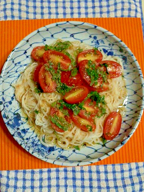 ミニトマトと大葉の素麺♪