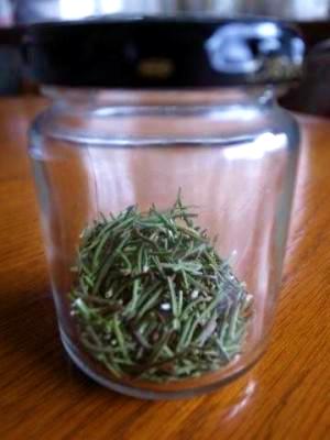 自家製 乾燥ローズマリー レシピ 作り方 By 根岸農園 楽天レシピ 自家製 乾燥ローズマリー レシピ 作り方 By 根岸農園 楽天レシピ