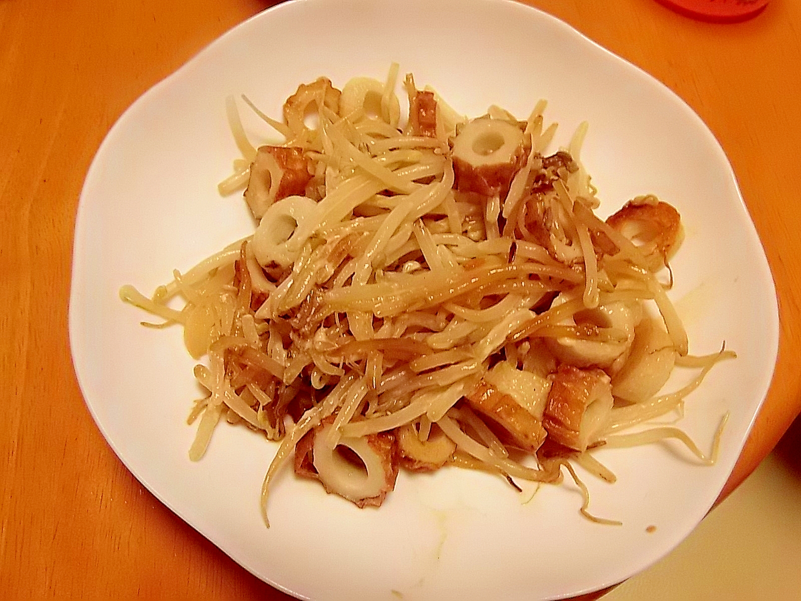 もやしとちくわの醤油マヨ炒め