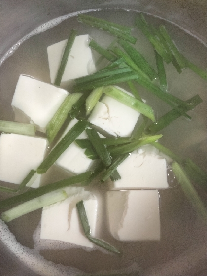 白だしで湯豆腐