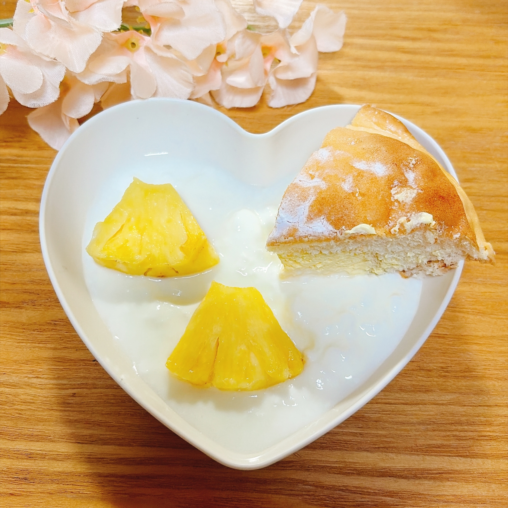 パインとシフォンパン♡ヨーグルト