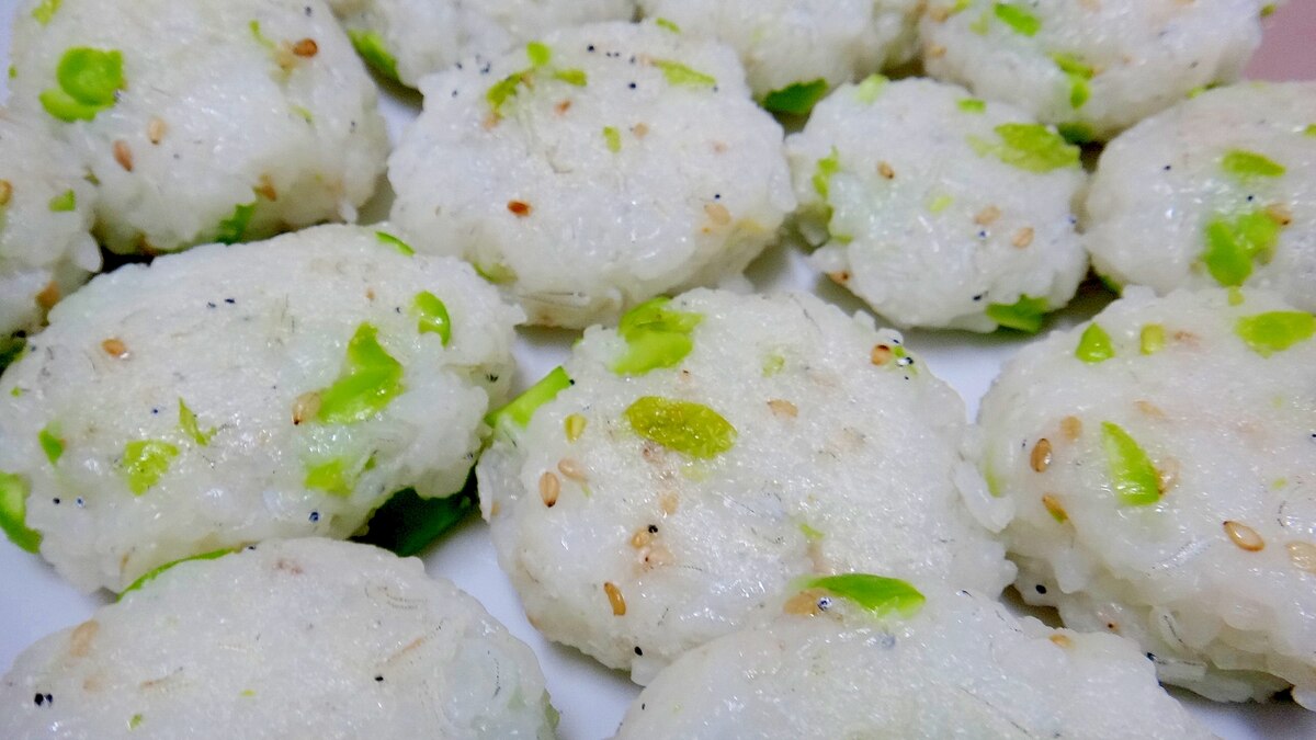 離乳食後期 手づかみ 枝豆入りしらすごはんおやき レシピ 作り方 By Sige 92 楽天レシピ 離乳食後期 手づかみ 枝豆入りしらすごはんおやき レシピ 作り方 By Sige 92 楽天レシピ