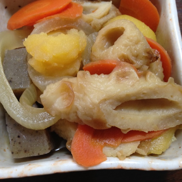 竹輪と人参とじゃがいもとこんにゃくと玉ねぎの煮物 レシピ 作り方 By しらとりゆり 楽天レシピ 竹輪と人参とじゃがいもとこんにゃくと玉ねぎの煮物 レシピ 作り方 By しらとりゆり 楽天レシピ