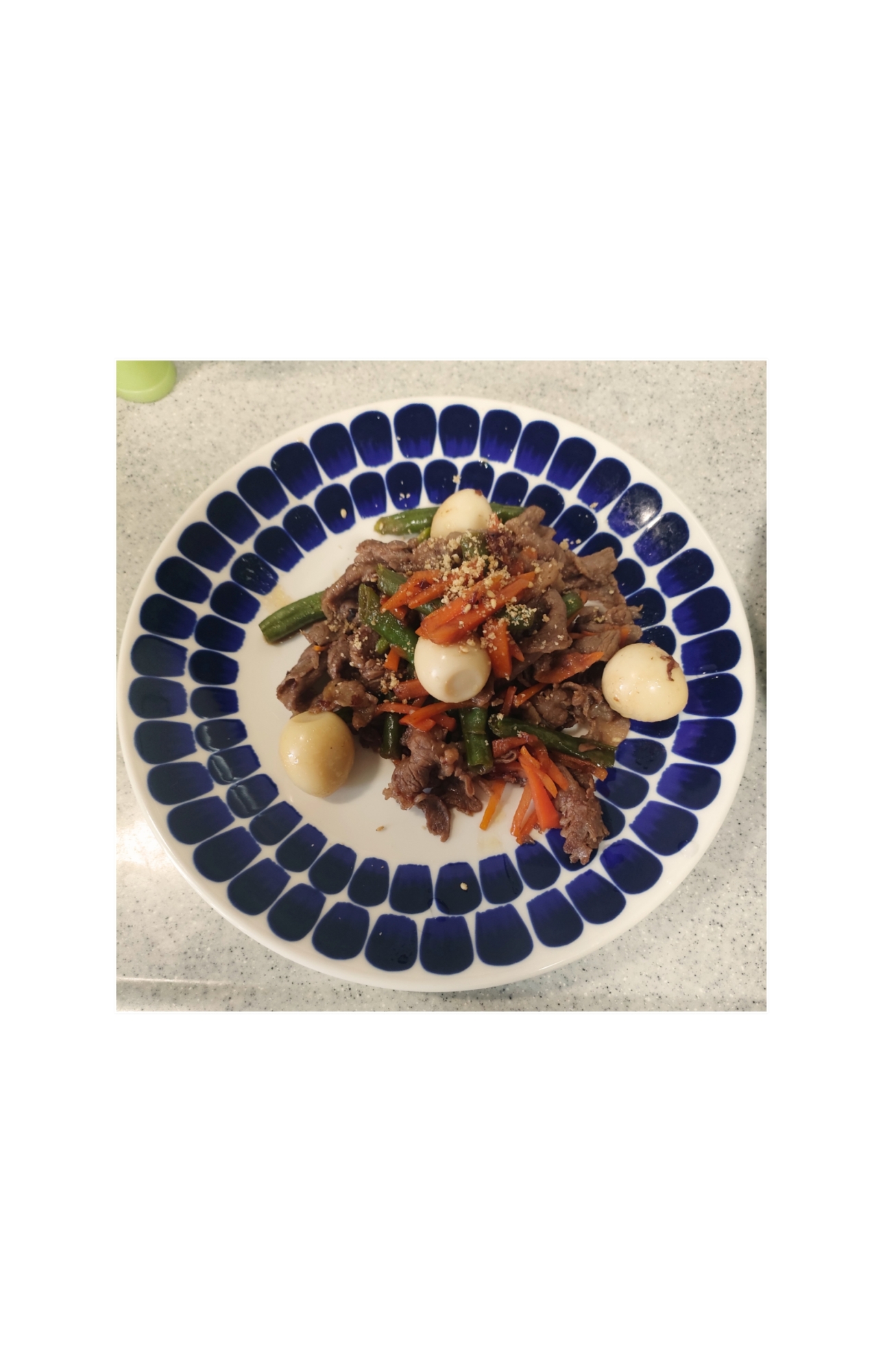 牛肉のうずらの卵入り甘辛炒め