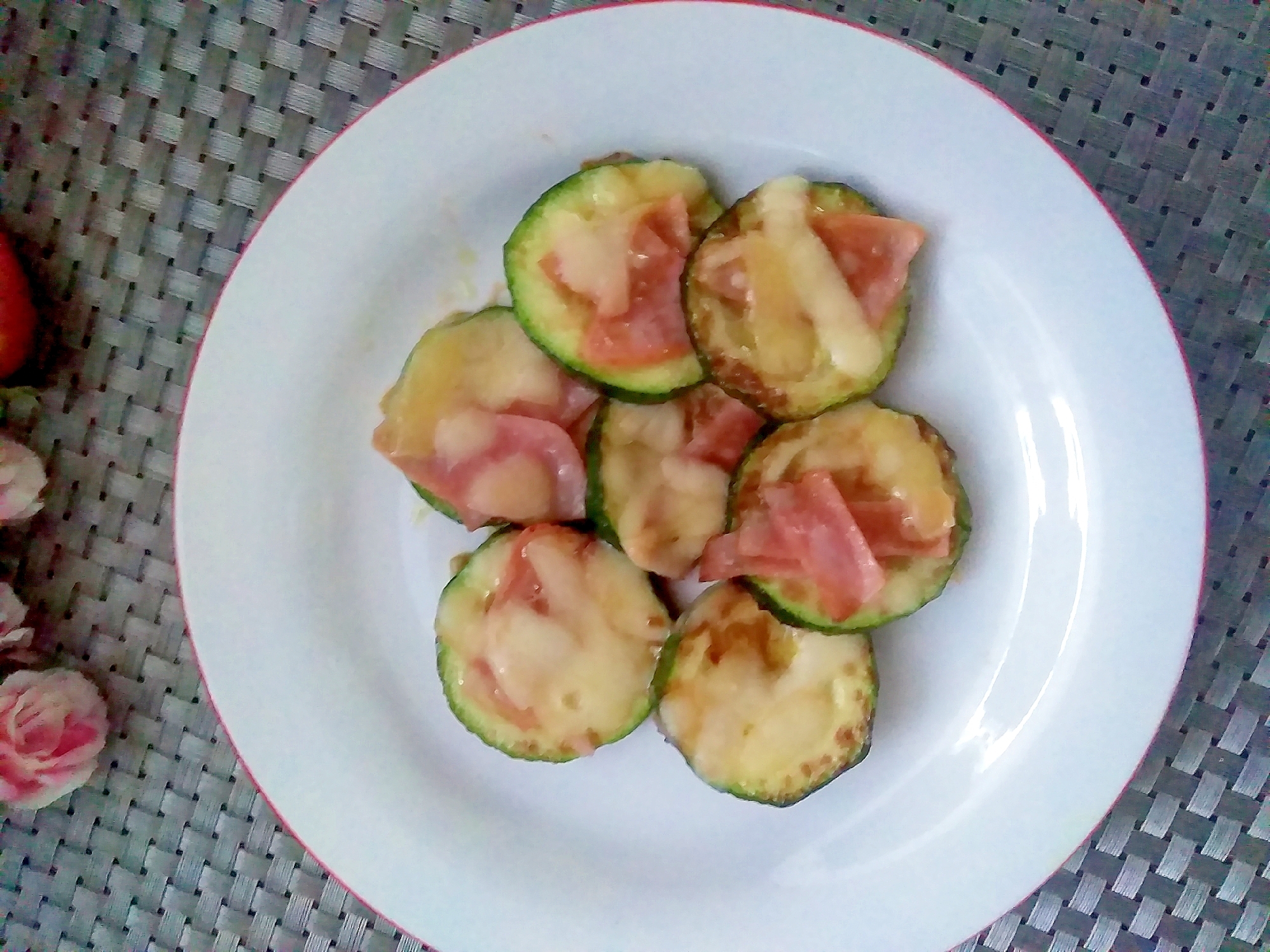 フライパン1つで ズッキーニのチーズ焼き レシピ 作り方 By 夢シニア 楽天レシピ フライパン1つで ズッキーニのチーズ焼き レシピ 作り方 By 夢シニア 楽天レシピ