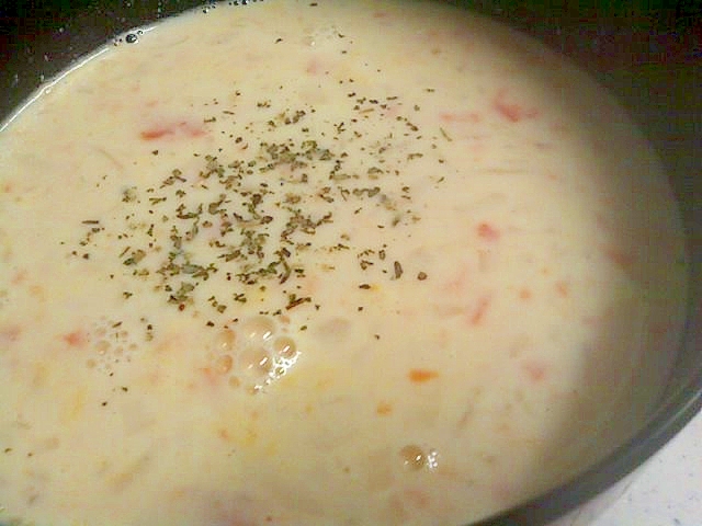 豆乳のコンソメクリームスープ
