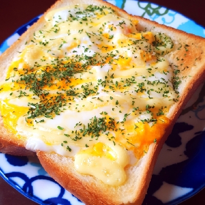 ガリバタ目玉焼きトースト♪