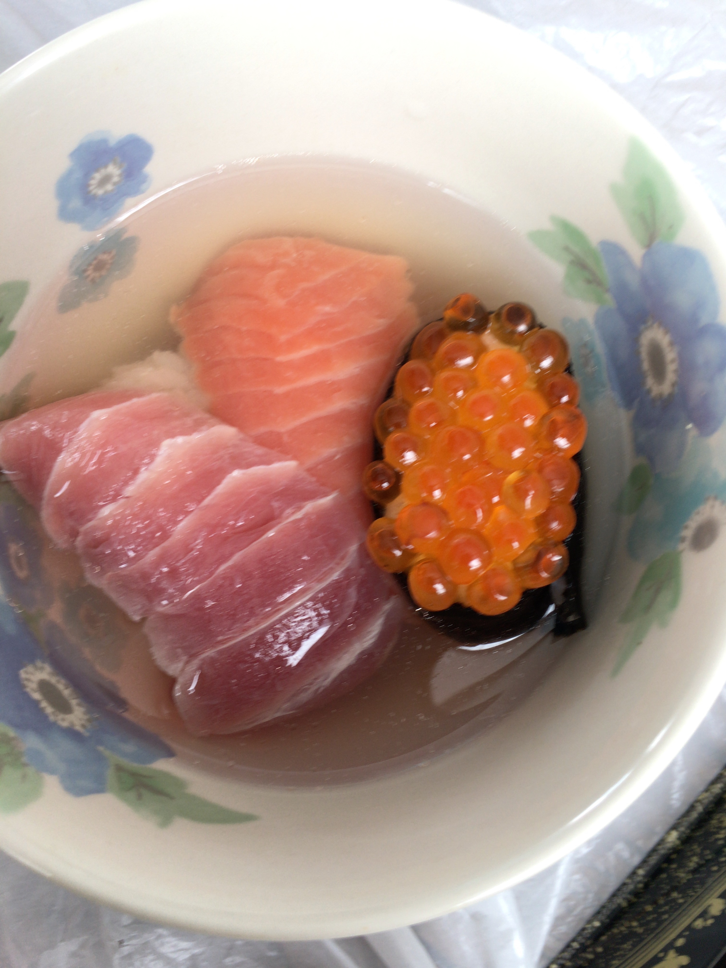 残り物のお寿司で 贅沢お茶漬け レシピ 作り方 By Yui 楽天レシピ