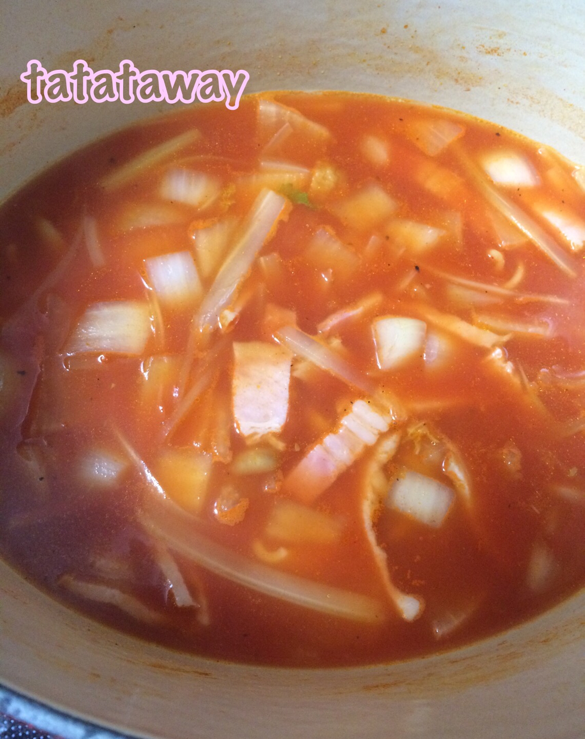 トマト野菜ジュースで簡単トマト煮込みスープ