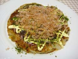 mimiさんこんばんは～♪好きなお好み焼き発見♪えびがないので豚肉で♪キャベツいっぱい入れたらビックサイズに（笑´w｀）美味しかったですよo(^-^)o