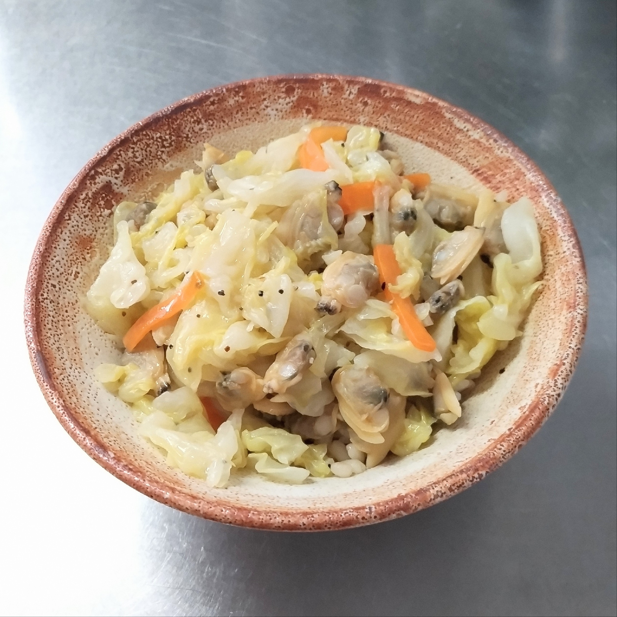 春キャベツとあさりの塩だれ丼