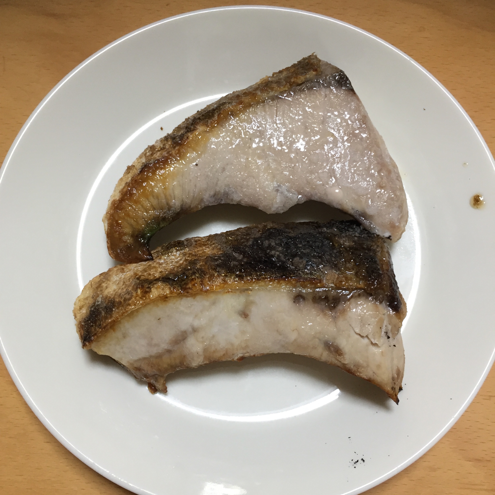 柔らかブリの塩焼き