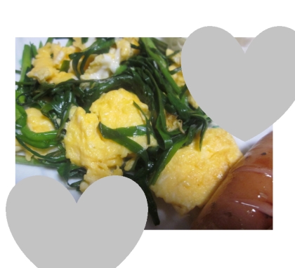 ウインナーと細ニラの卵とじ炒め