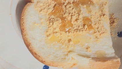 梅ジャム黄な粉七味トースト