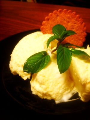 レモンのアイスクリーム【濃厚×さわやか】