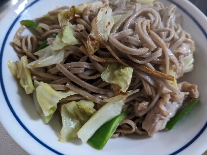 お蕎麦でも焼きそばに焼いたら美味しいですね♪ごちそうさまでした♪、