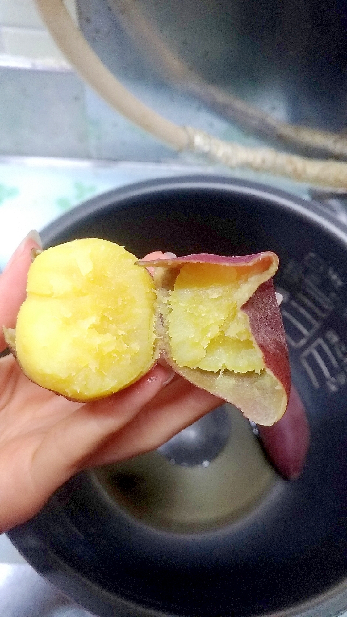 炊飯器で簡単☆ねっとりヘルシー焼き芋？蒸し芋？