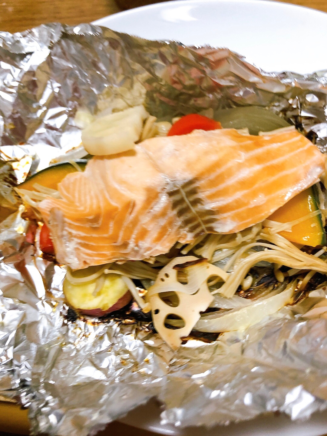 鮭と秋野菜のホイル焼き