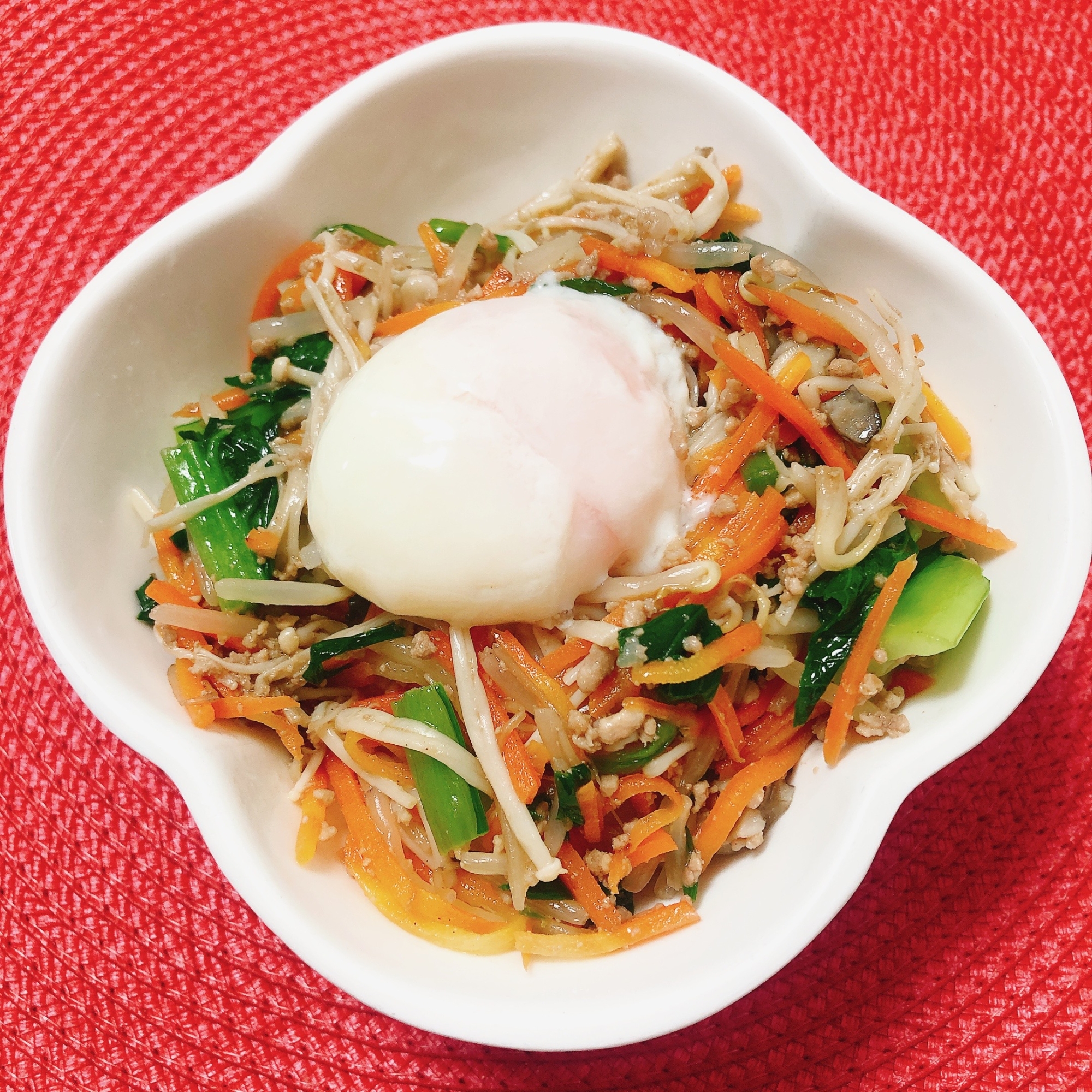 野菜と卵♪ピビンバ風丼