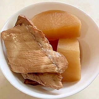 鰤の中落ち（アラ）で　鰤大根