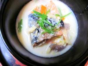 鮭のアラは捨てるべからず!粕汁であったか食卓