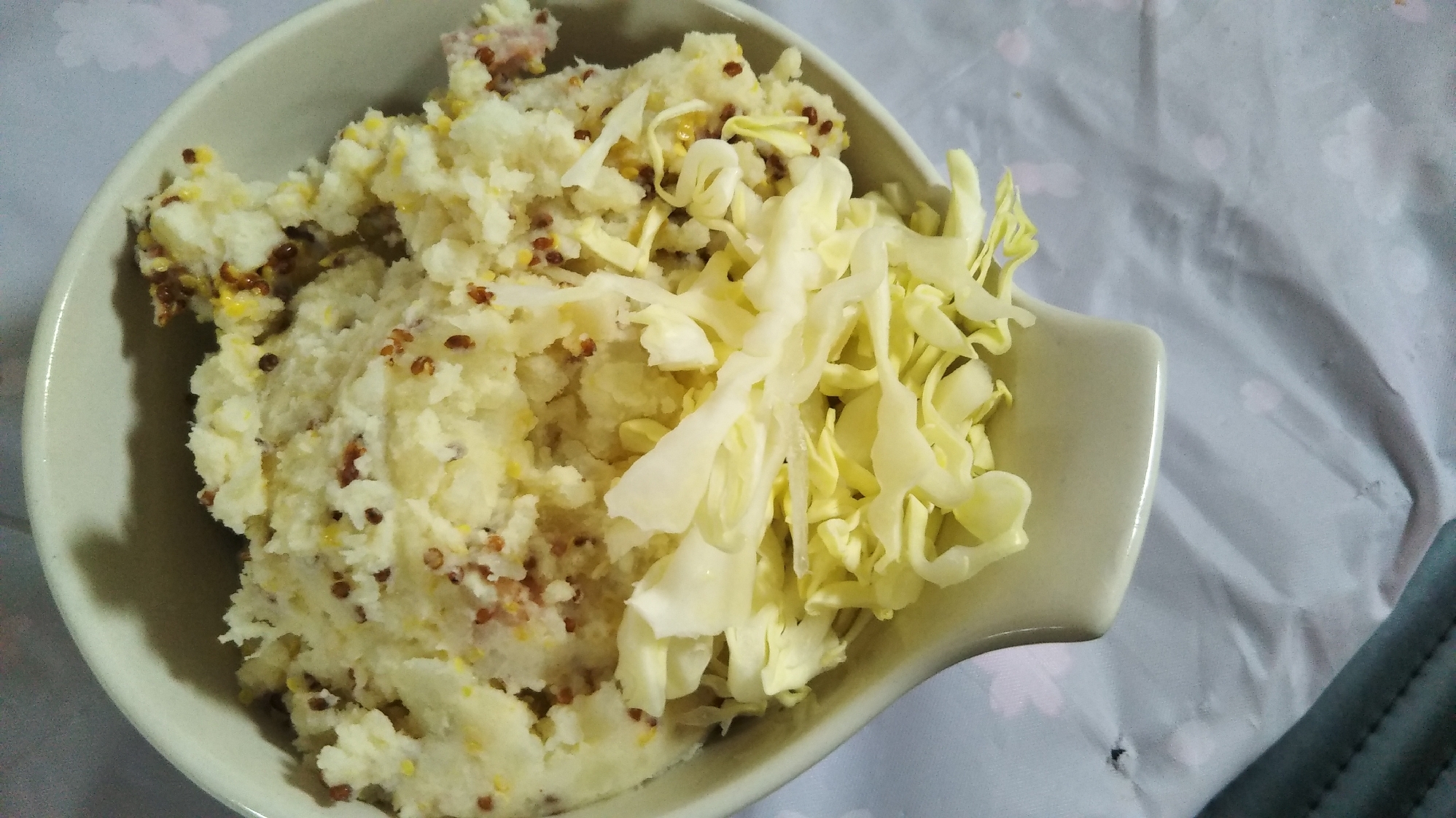 いつもと違う味 ベーコンとマスタードでポテトサラダ レシピ 作り方 By ちぼみ 楽天レシピ