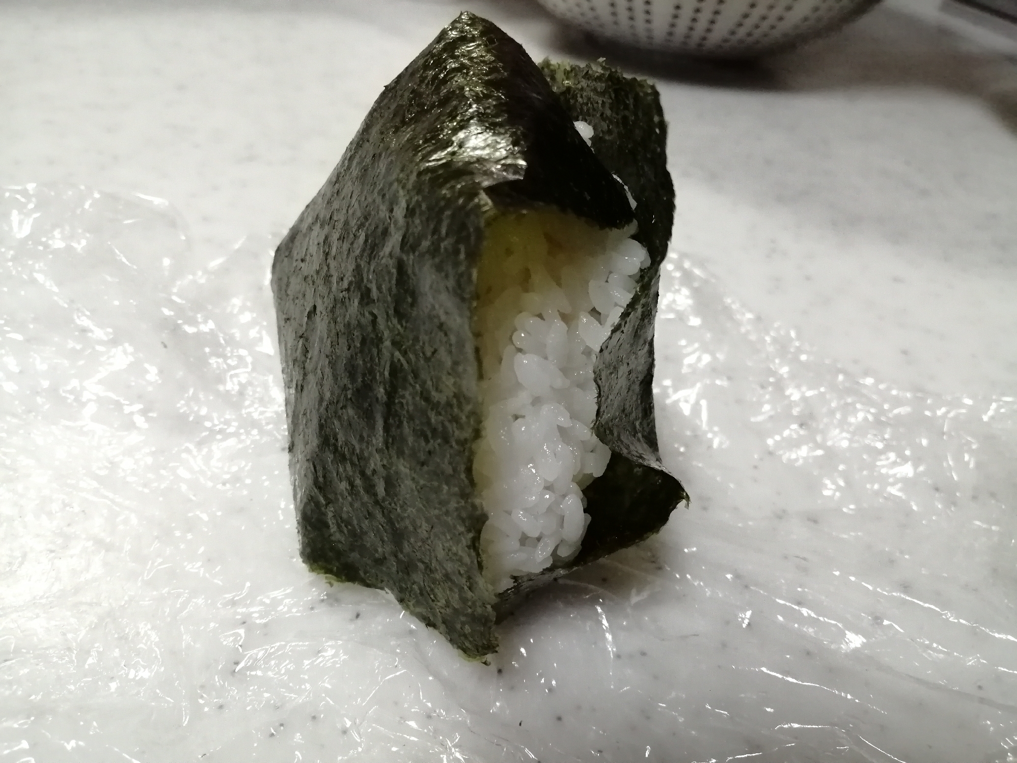 たまねぎ ツナマヨおにぎり レシピ 作り方 By よっちごはん 楽天レシピ たまねぎ ツナマヨおにぎり レシピ 作り方 By よっちごはん 楽天レシピ