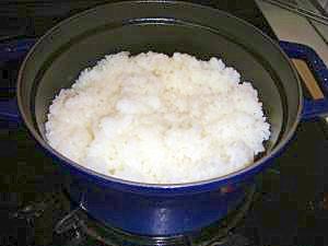【炊飯】ストウブ（ラウンド20㎝）で炊く白米