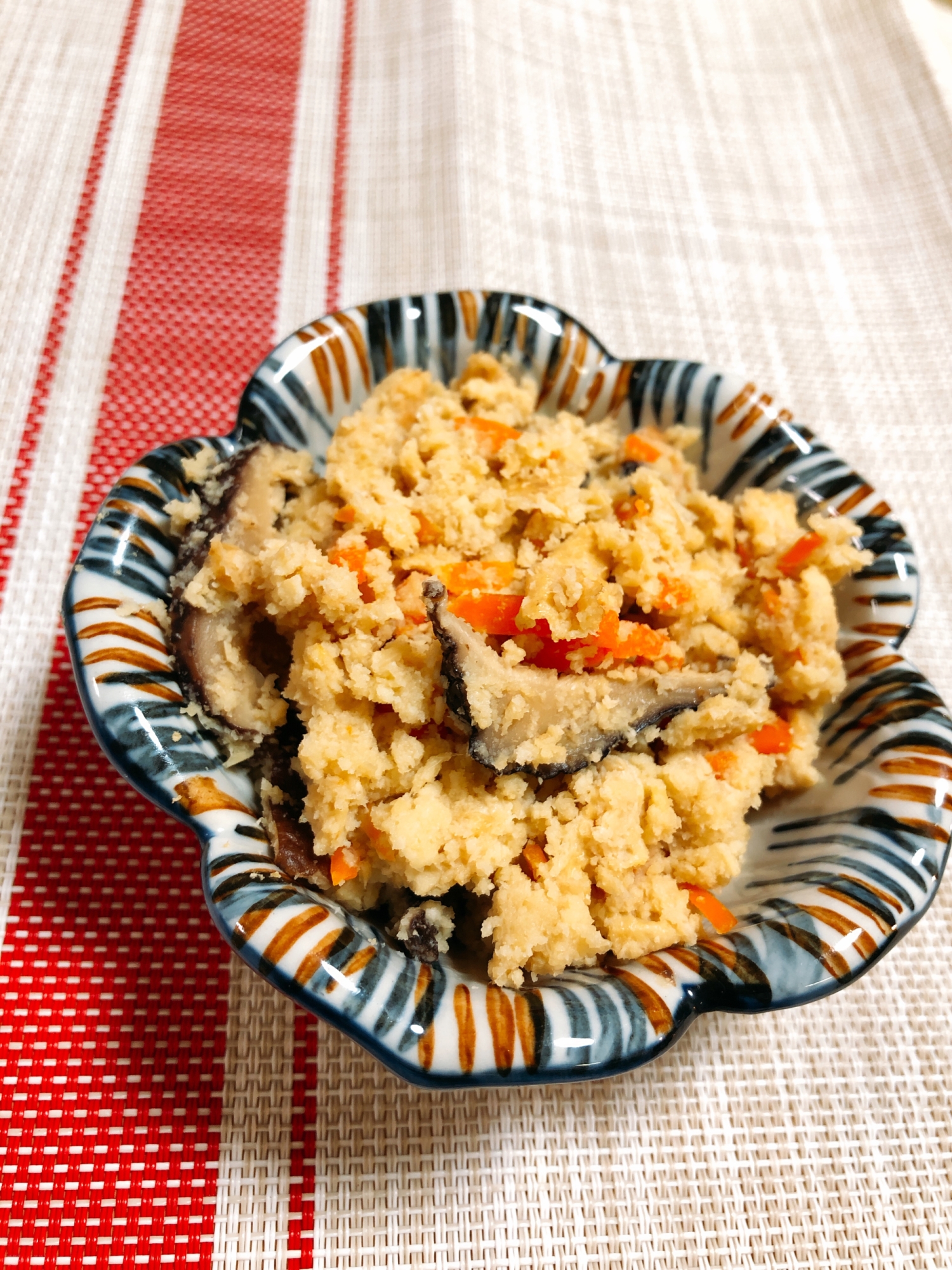 しっとり優しい味!おからの煮物