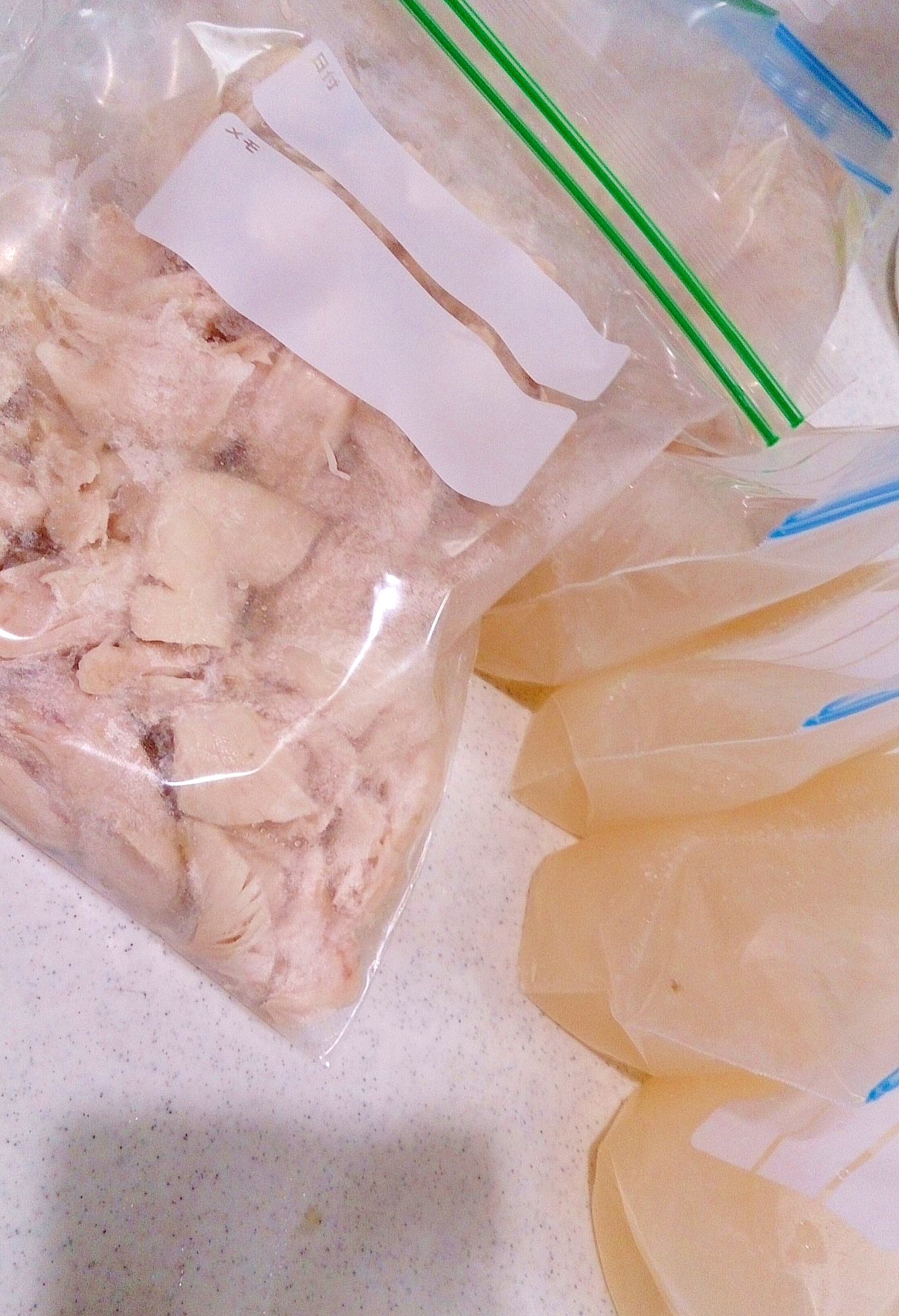 鶏ささみの簡単冷凍保存～チキンスープストック付き～