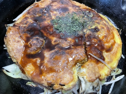 ぷりぷりの牡蠣たっぷり！絶品カキオコ