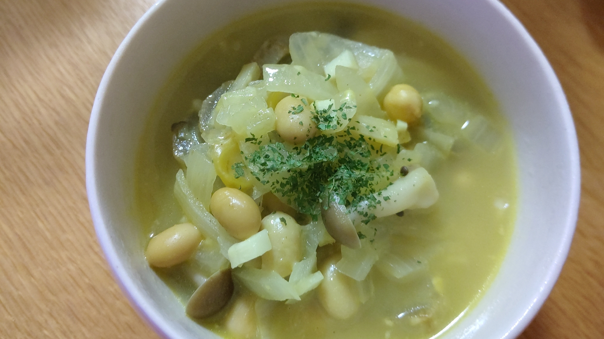 大豆とチーズのカレースープ