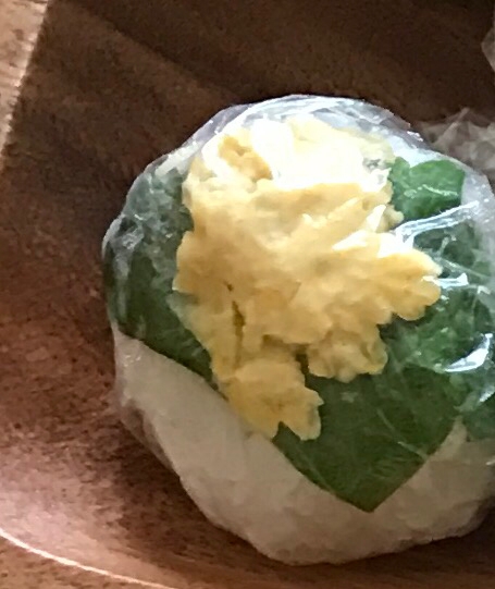 マヨ炒り卵の手毬寿司