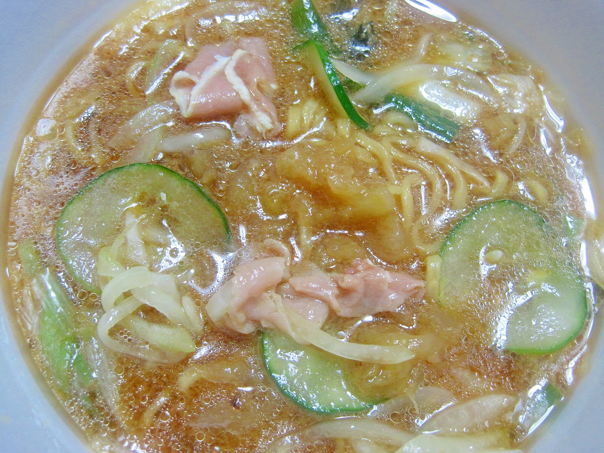 きゅうり醤油ラーメン