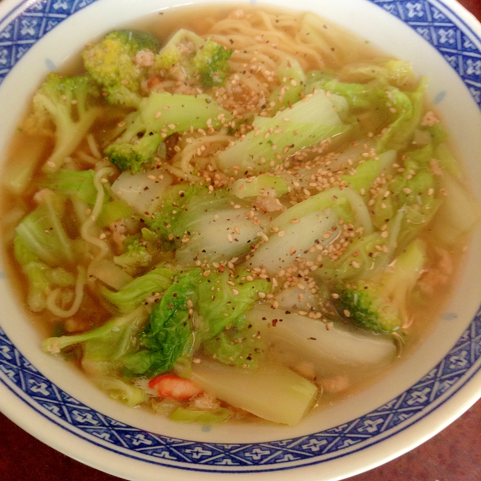 白菜とブロッコリーと蟹のとろみラーメン☆