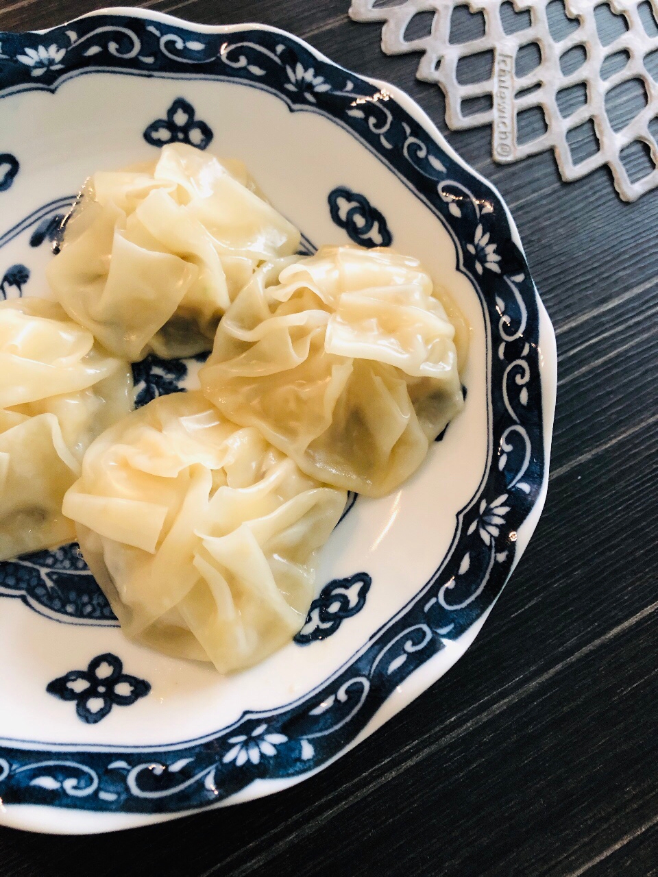 鶏ひき肉と干し椎茸で☆フライパン小籠包