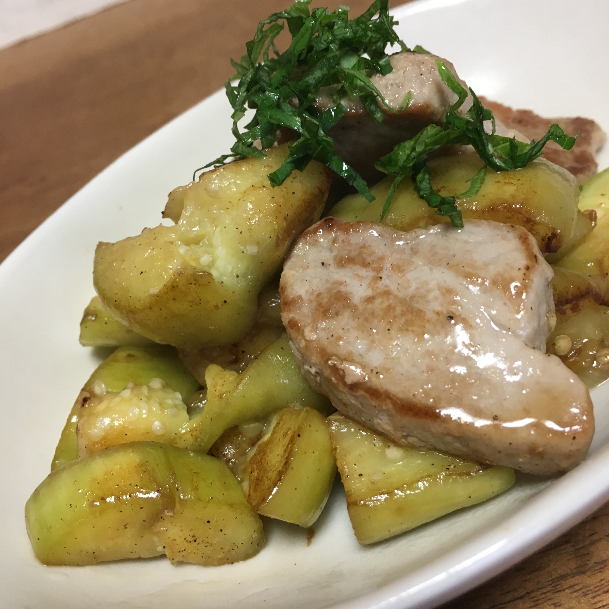 豚ヒレ肉と茄子のポン酢がけ