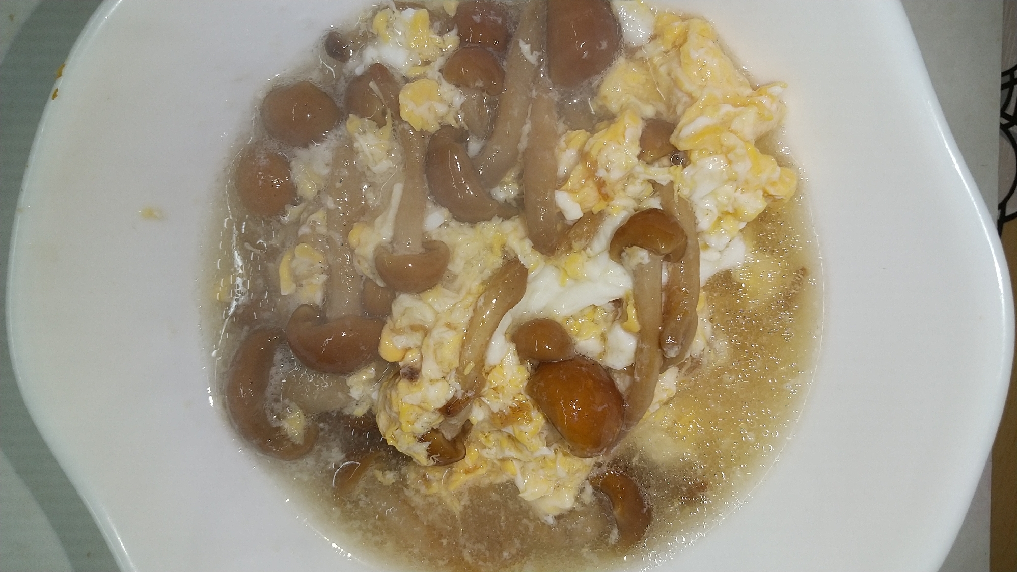 株とりなめこと卵のスープ