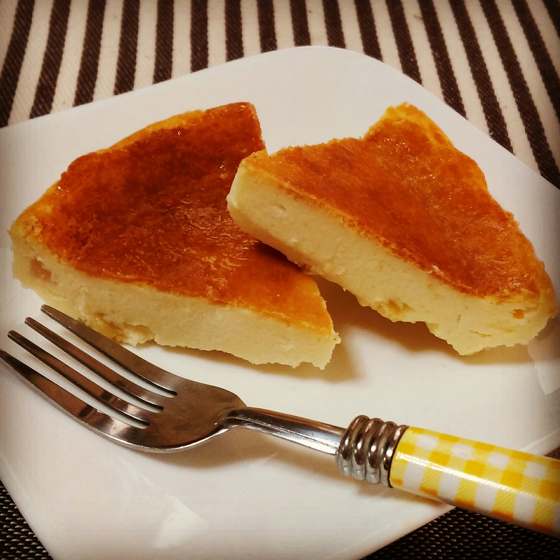 水切りヨーグルトでチーズケーキもどき