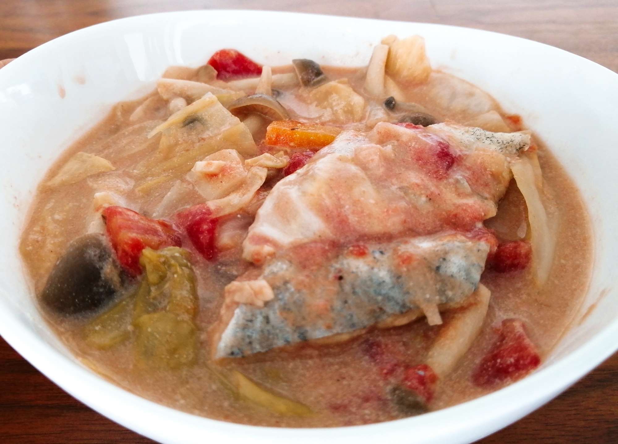 タラのトマト豆乳スープ