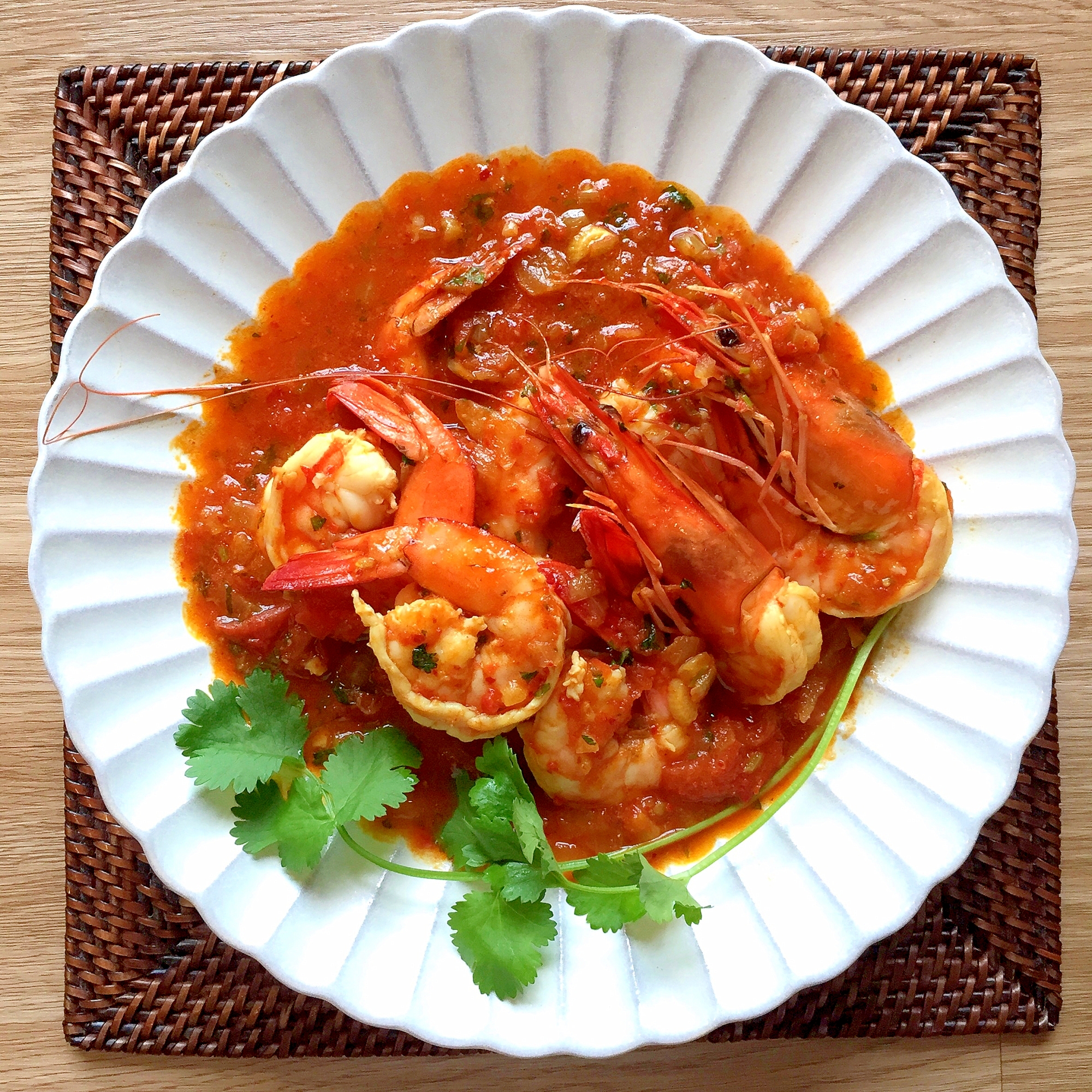 ミャンマー 海老のトマトカレー