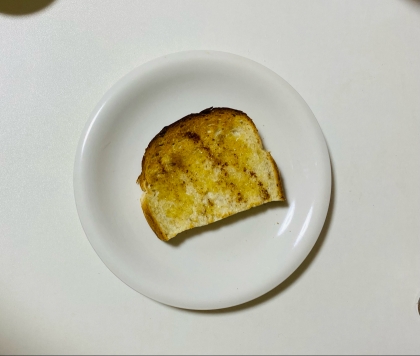 レモン風味の蜂蜜バタートースト