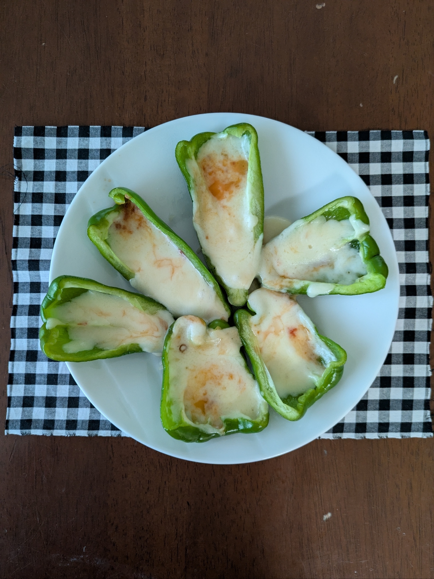 チンするだけのピーマンチーズ