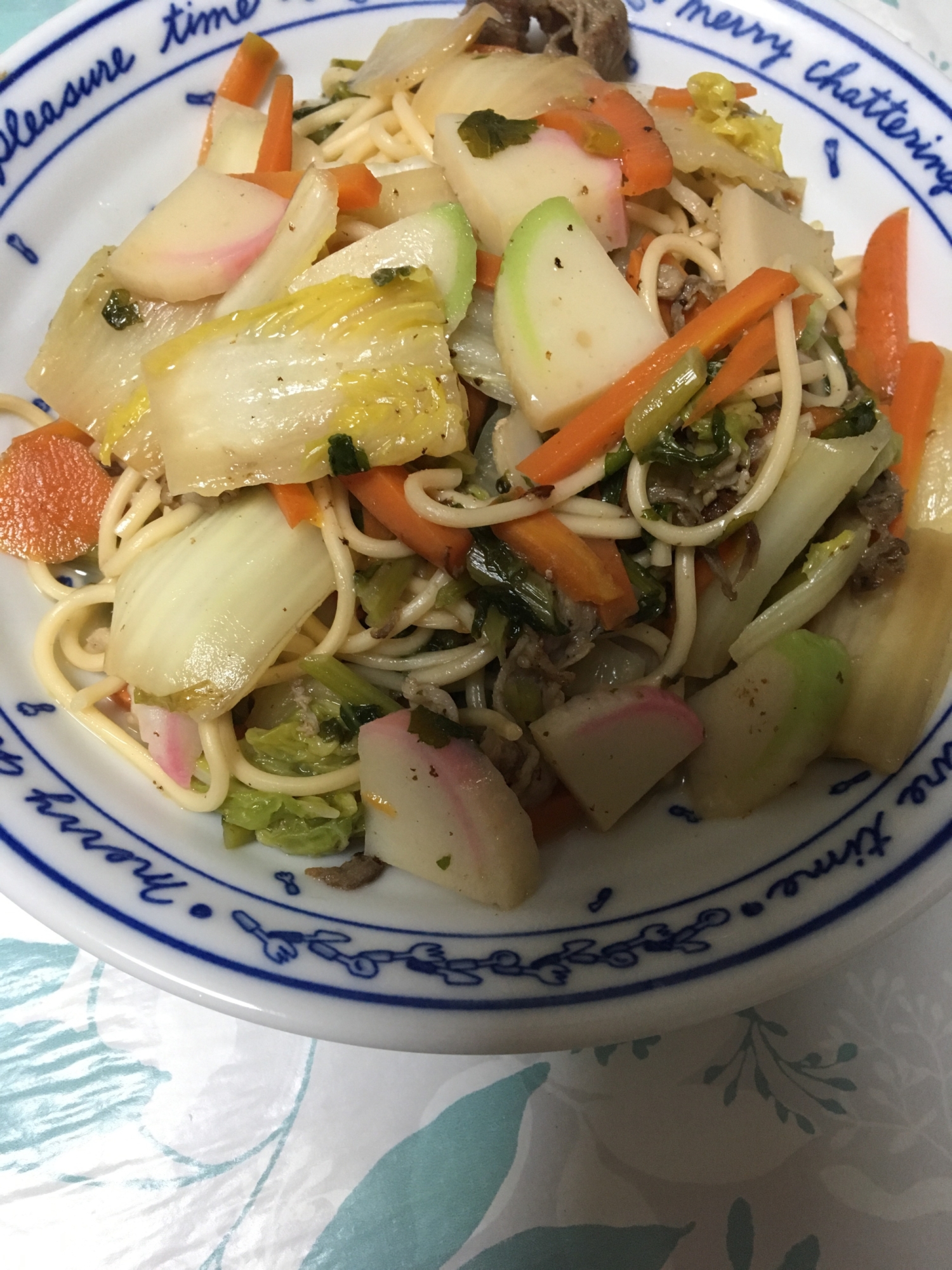 市販の長崎ちゃんぽん麺で味付け☆大根の葉っぱ入りに