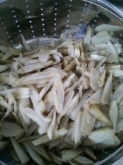 あると便利 ごぼうの冷凍保存 レシピ 作り方 By にゃんこすけ321 楽天レシピ あると便利 ごぼうの冷凍保存 レシピ 作り方 By にゃんこすけ321 楽天レシピ