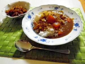 お餅投入であっという間に２日目のカレー♪