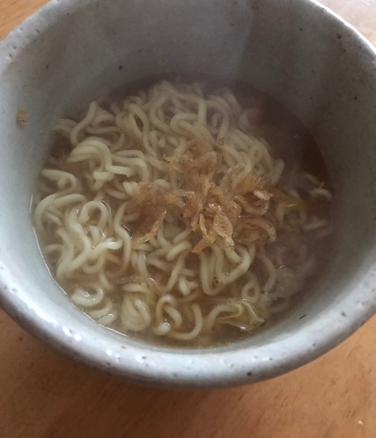 カリカリ干しエビの味噌ラーメン