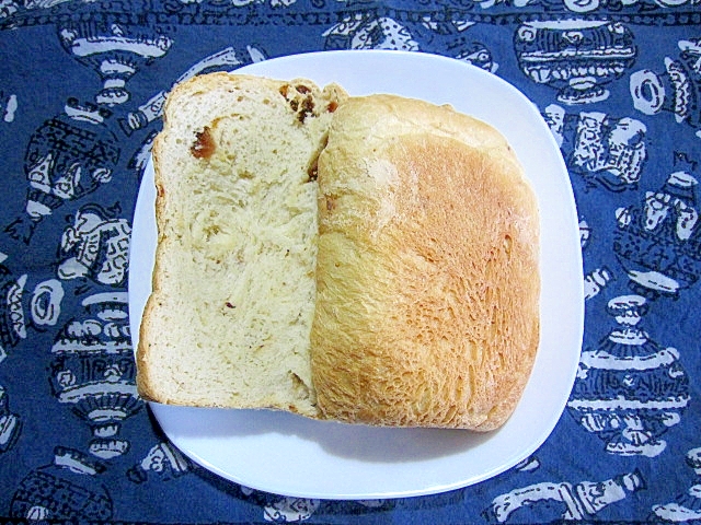 アーモンドといちじくの食パン