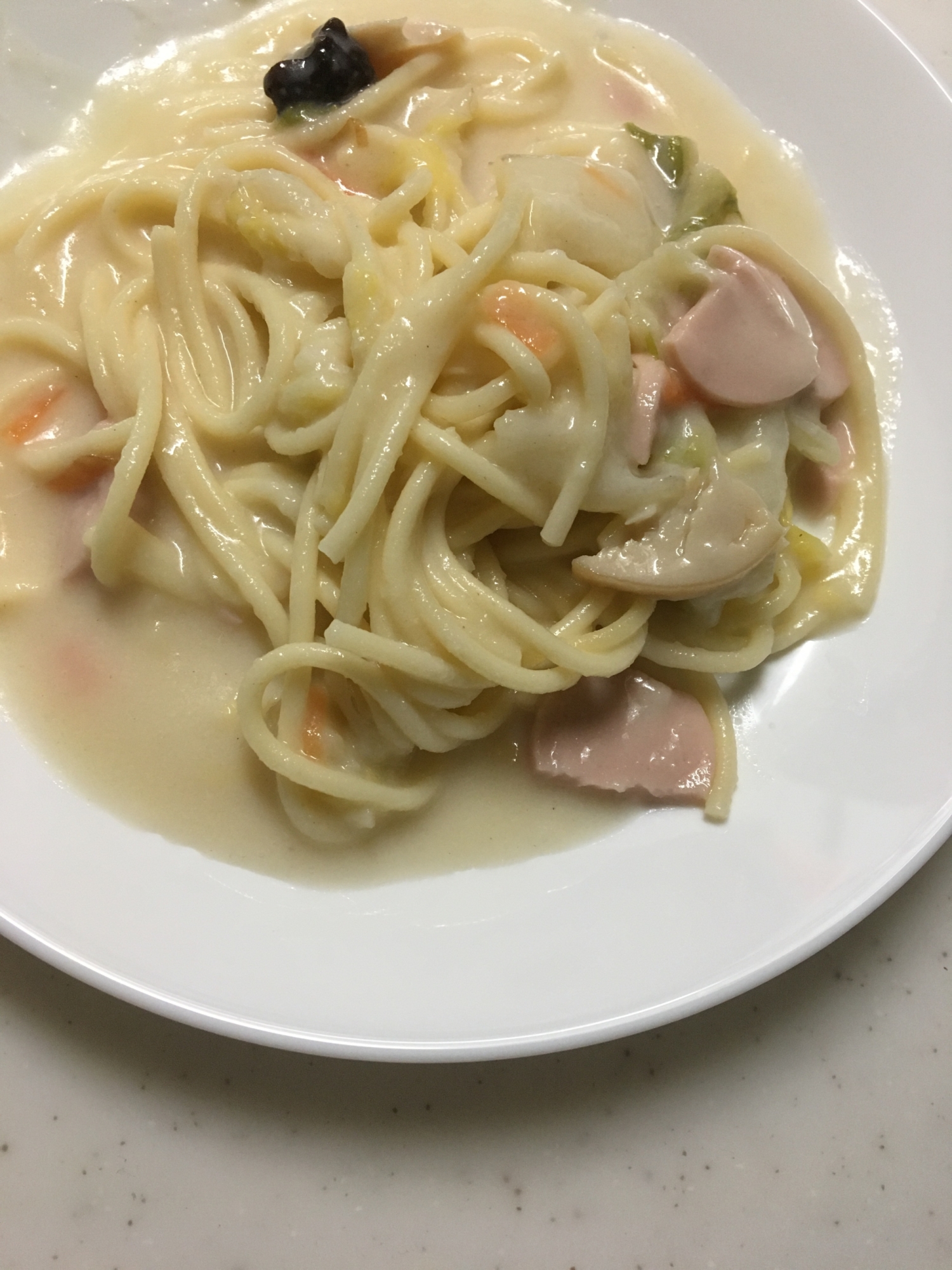 魚肉ソと白菜のクリームシチューの素で☆パスタ